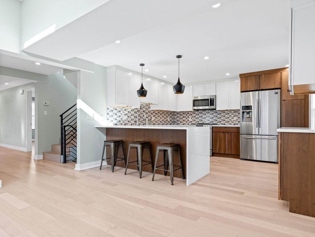 4 Newman Pl - Photo 1