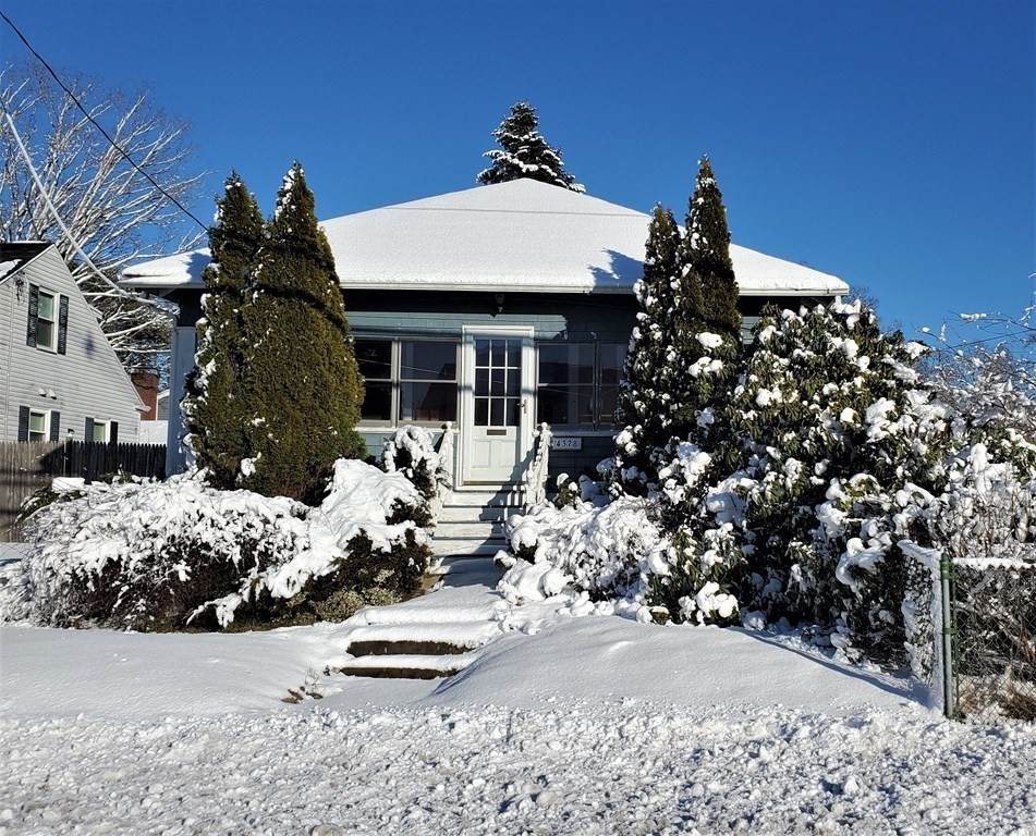 4378 Acushnet Avenue - Photo 1
