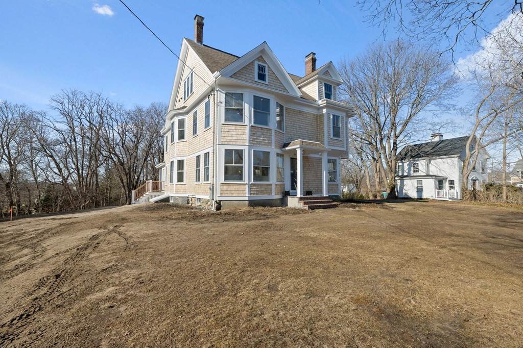 38 Standish St - Photo 1