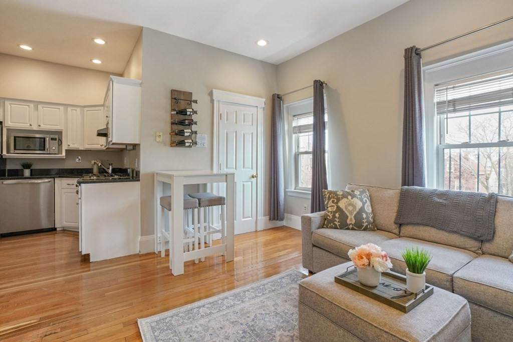 177 W 6Th St - Photo 1