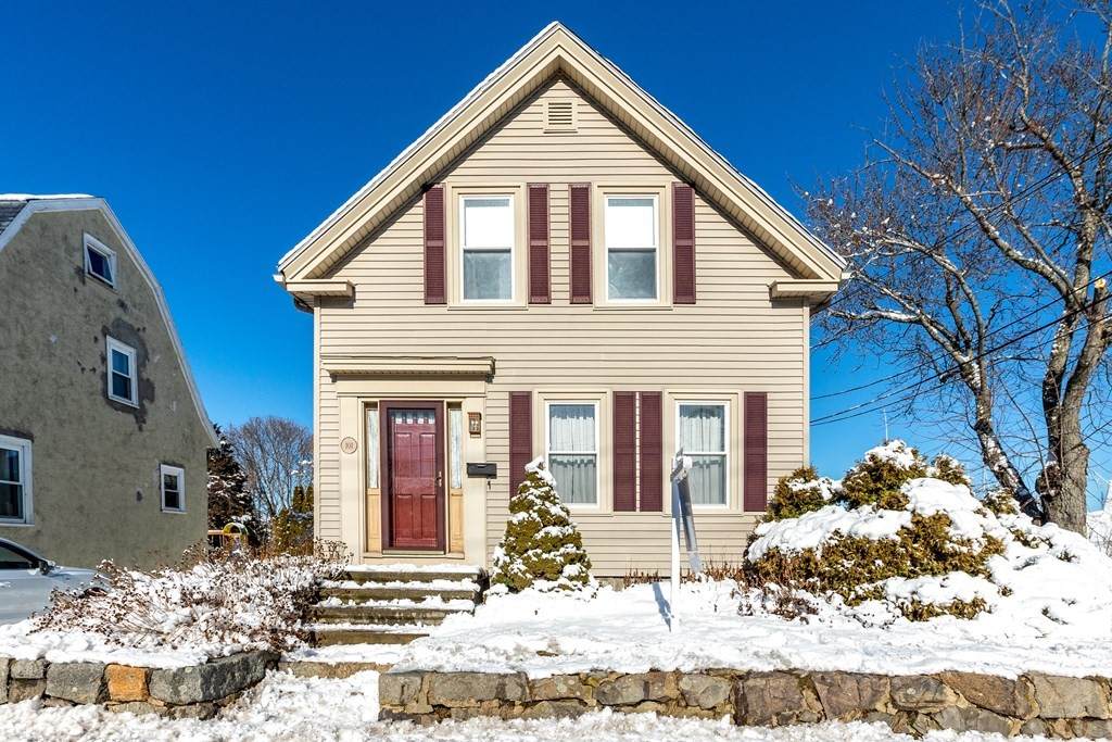 101 Essex Avenue - Photo 1