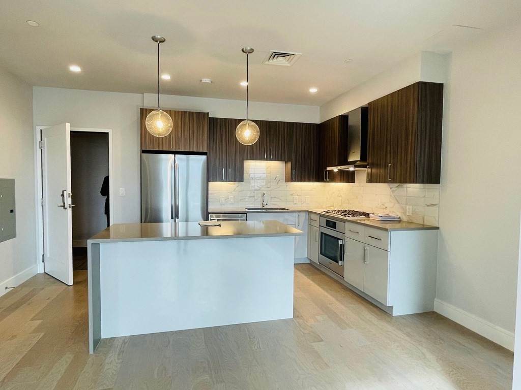 50 Symphony Rd - Photo 1