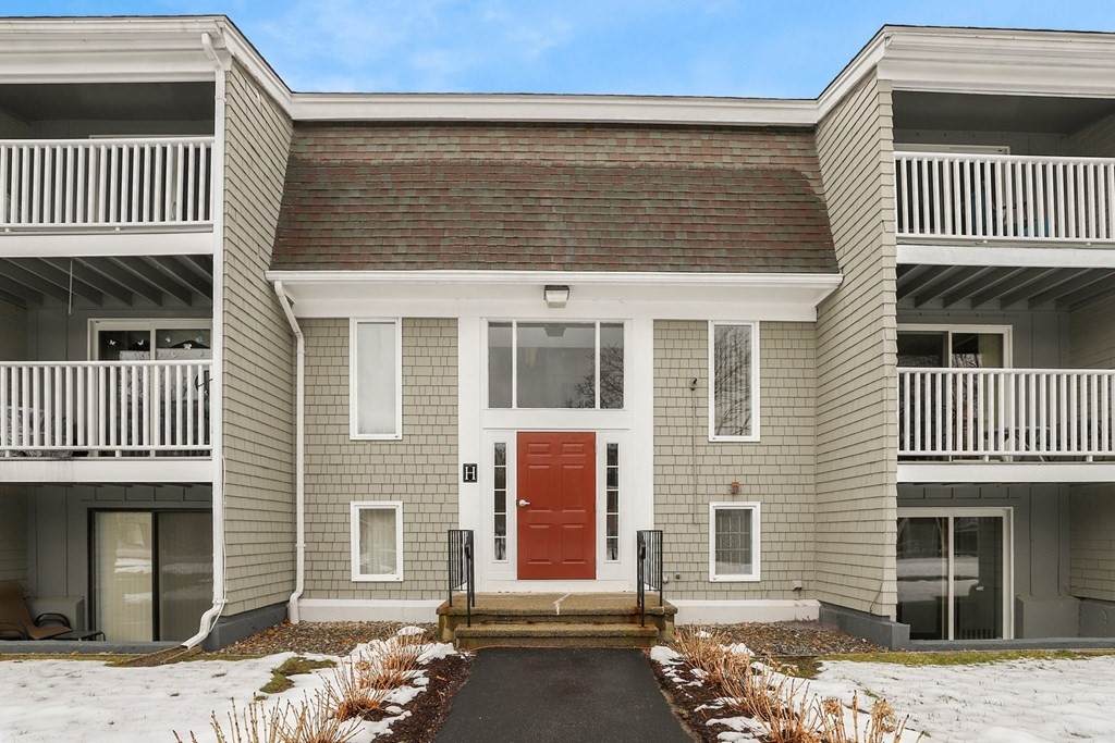 220 Bedford St - Photo 1