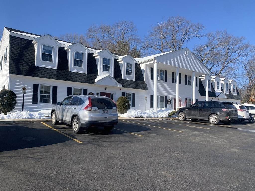 280 Main St - Photo 1