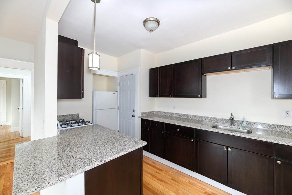 465 Broadway - Photo 1