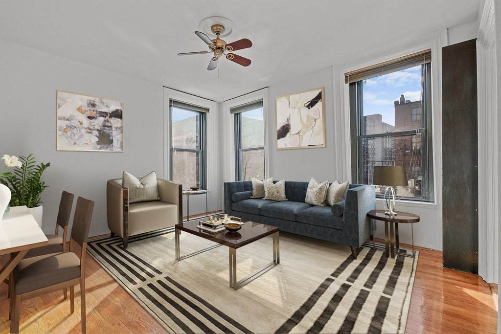 41 Worcester Sq - Photo 1