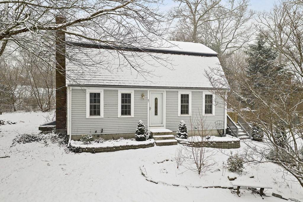 47 Cary Rd - Photo 1