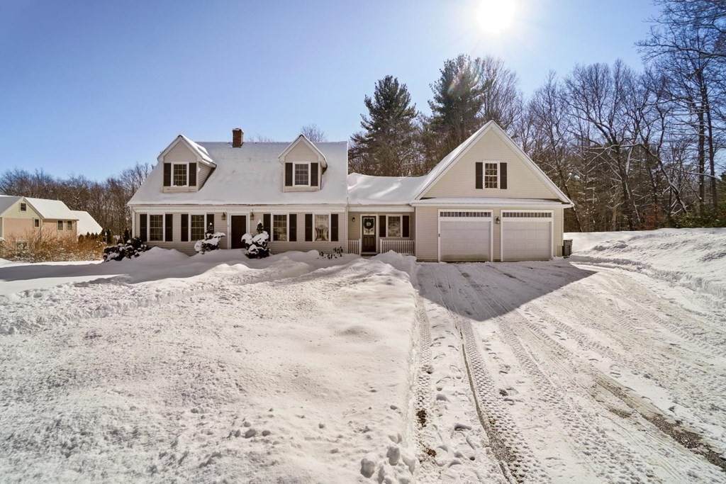 62 Hosmer Street - Photo 1