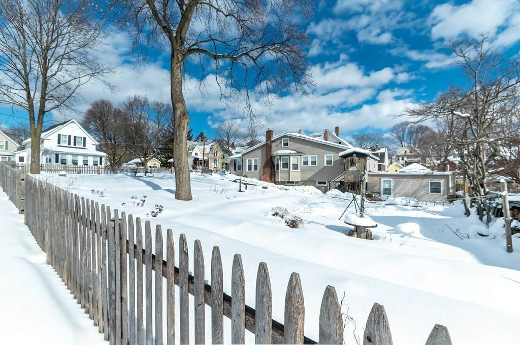 18 Perry St - Photo 1