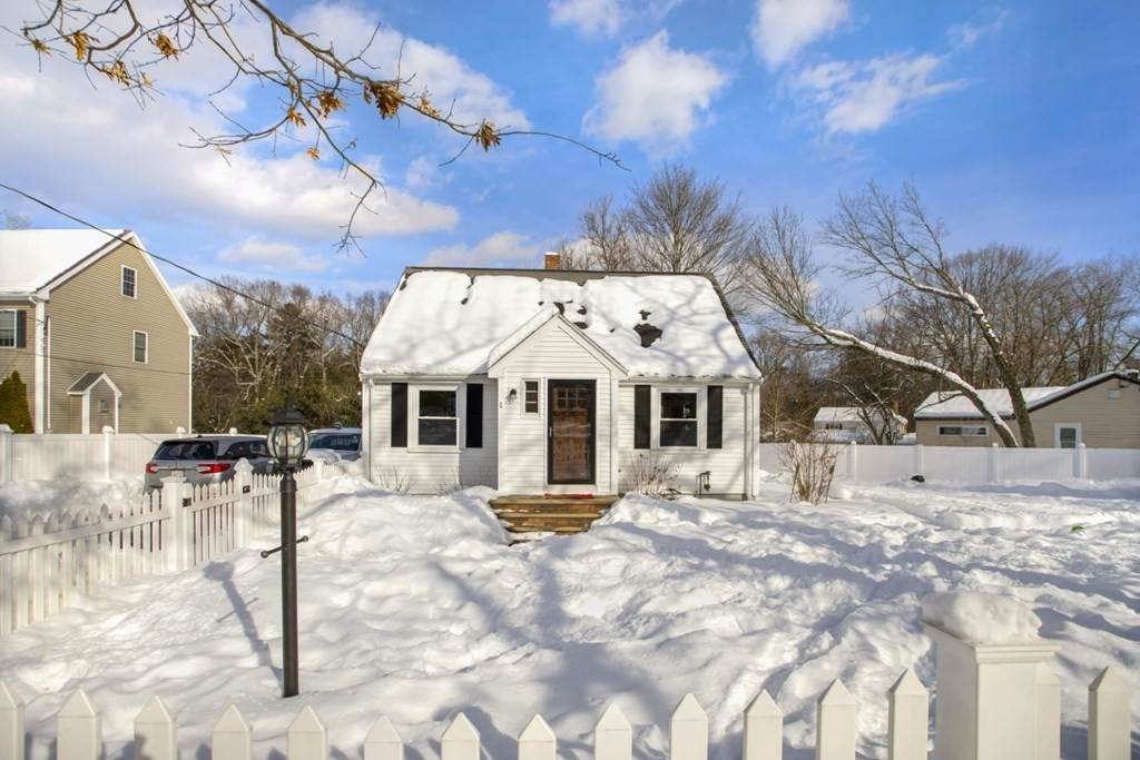 1 Gordon Rd - Photo 1