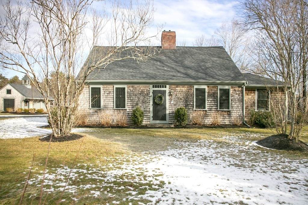 53 Mayflower Road - Photo 1