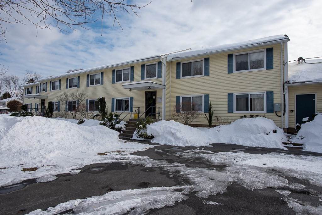 38 Lane Ave - Photo 1