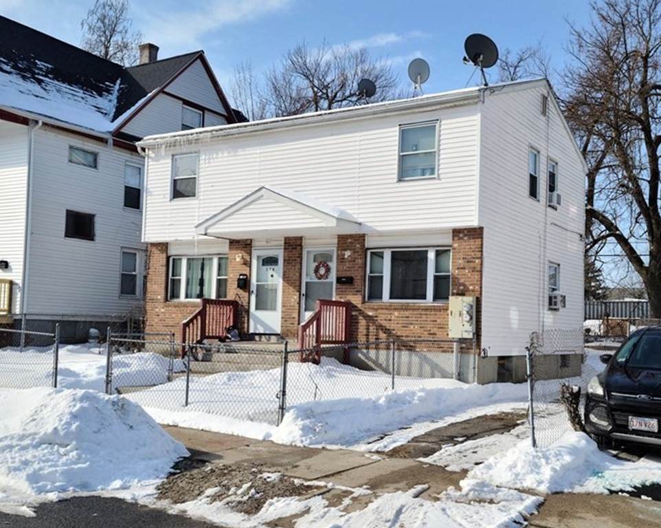 174-176 Northampton Ave - Photo 1
