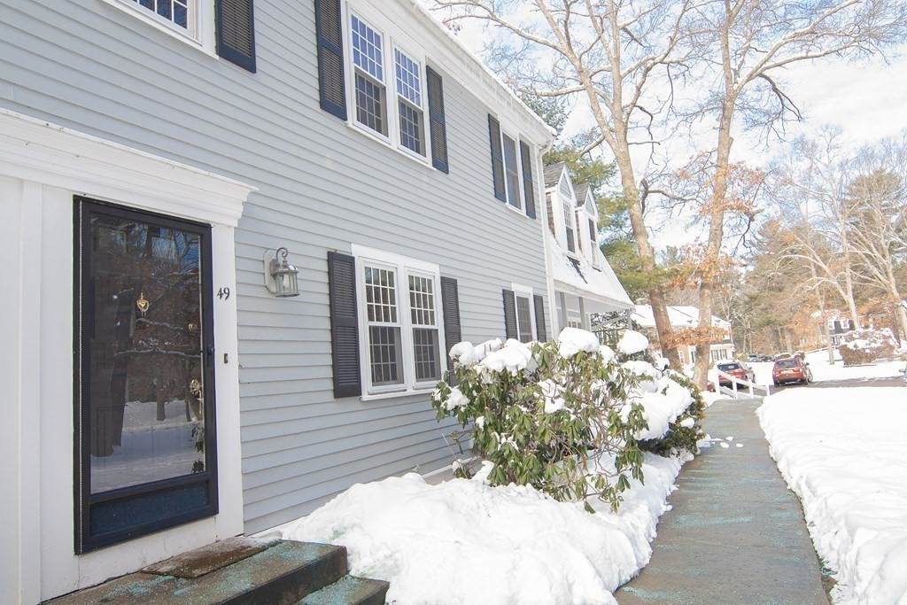 49 Old Meetinghouse Green - Photo 1