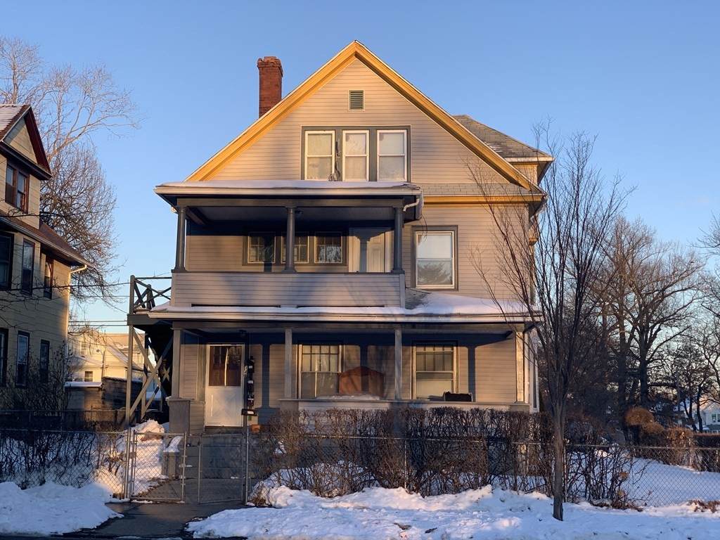 141 Massachusetts Ave - Photo 1