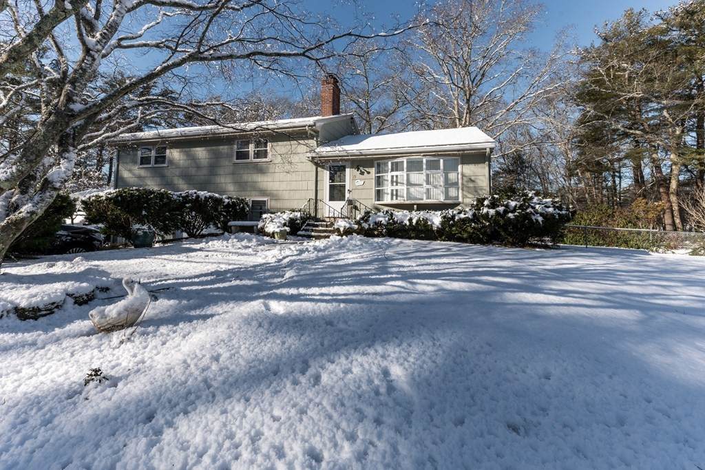 23 Cromesett Rd - Photo 1