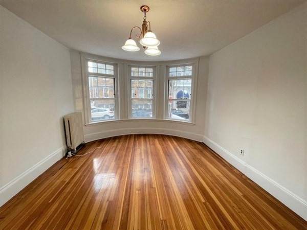 39 Strathmore Rd - Photo 1