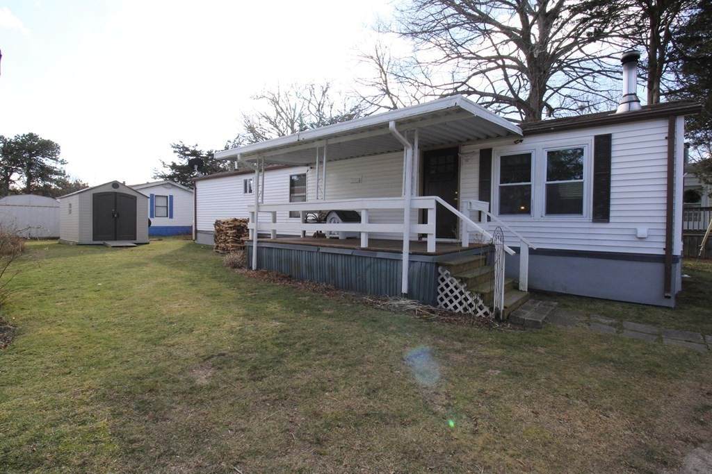 11 Fourth Ave - Photo 1