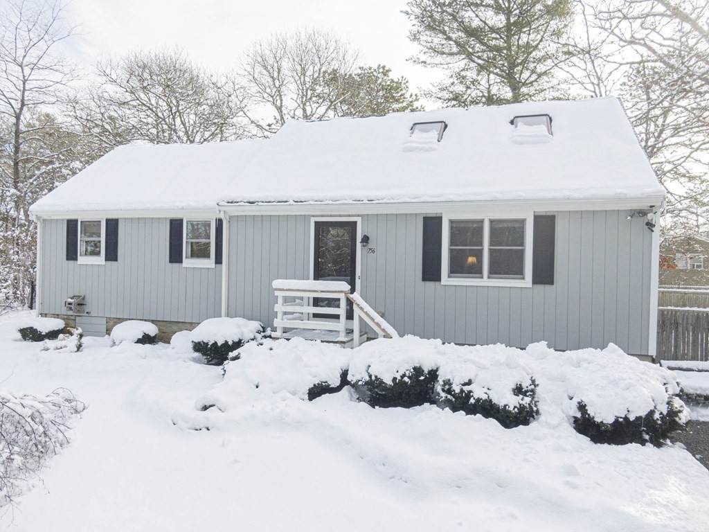 756 Bourne Rd - Photo 1