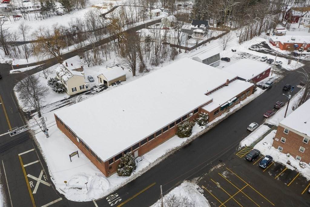25 Kraft St - Photo 1