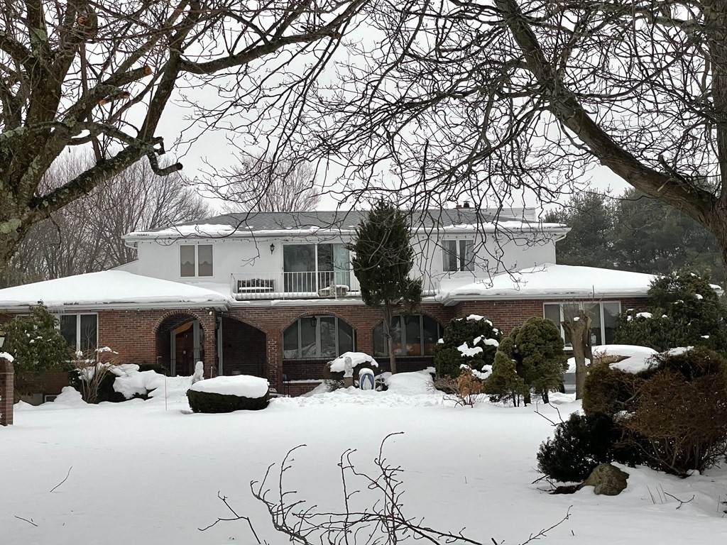139 Porter Street - Photo 1