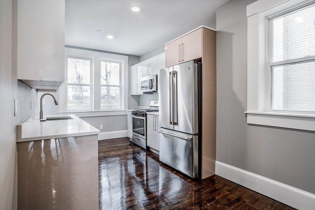 59 Strathmore Rd. - Photo 1