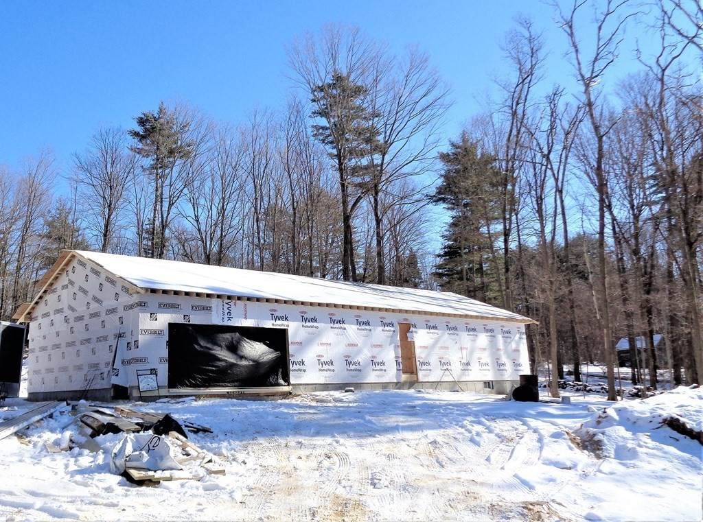 44 Warren Rd - Photo 1