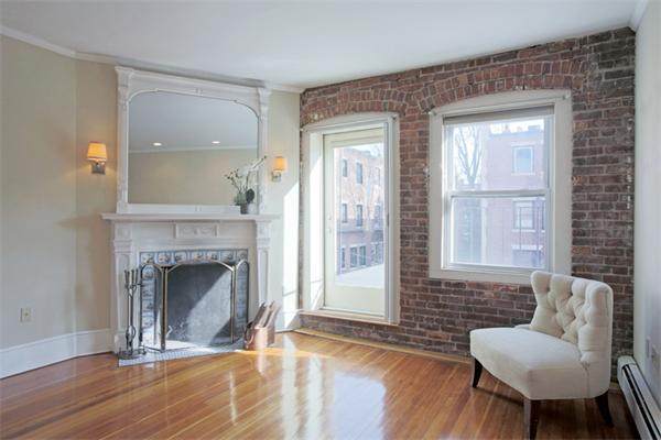 124 Saint Mary's Street - Photo 1