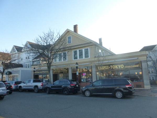 432A Massachusetts - Photo 1