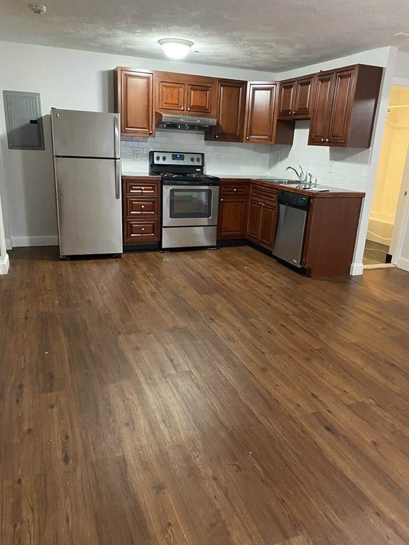86 Harvard St - Photo 1