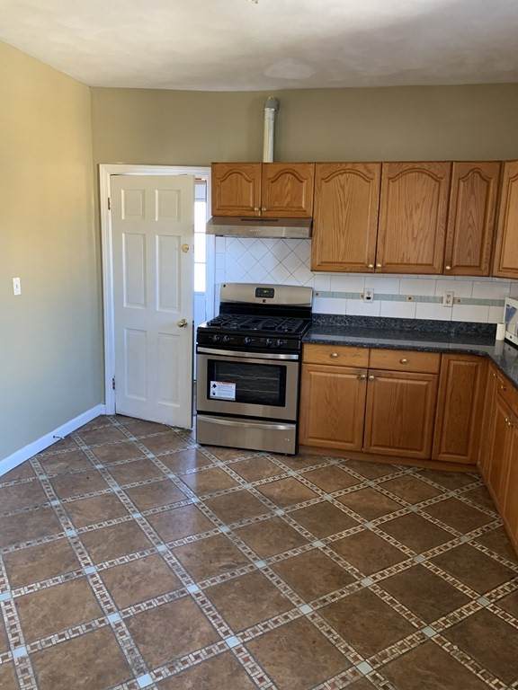 207 Central Ave - Photo 1