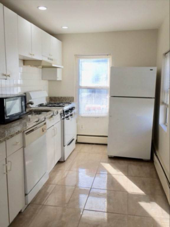 249 Hurley St - Photo 1