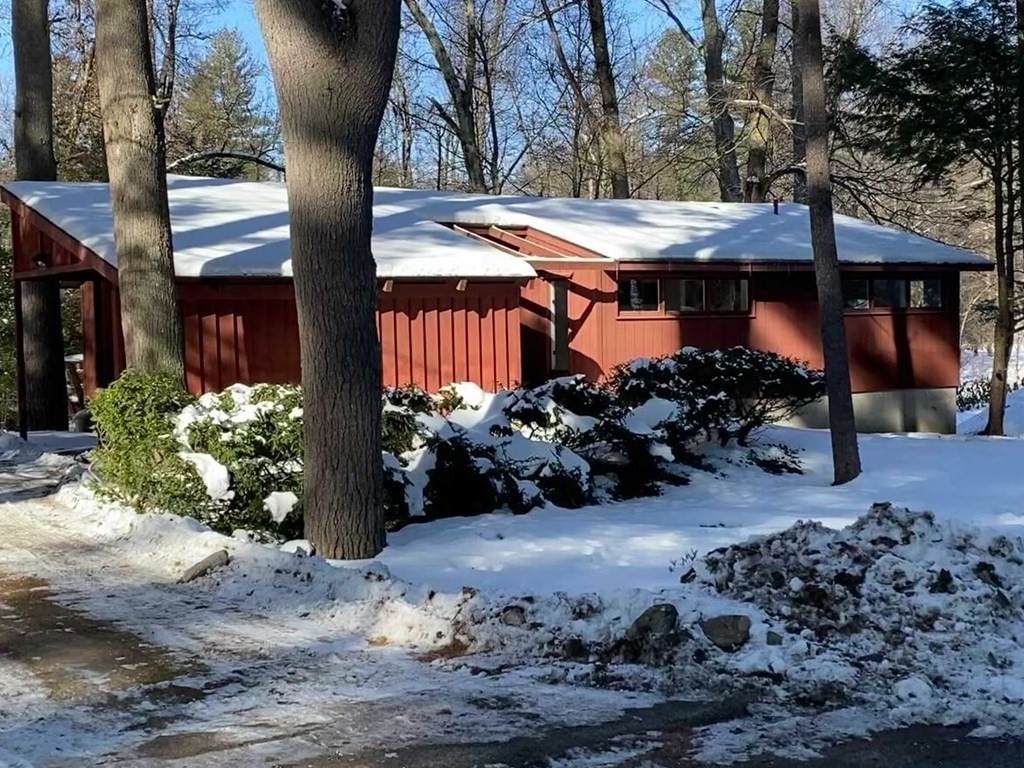 8 Cranberry Ln - Photo 1