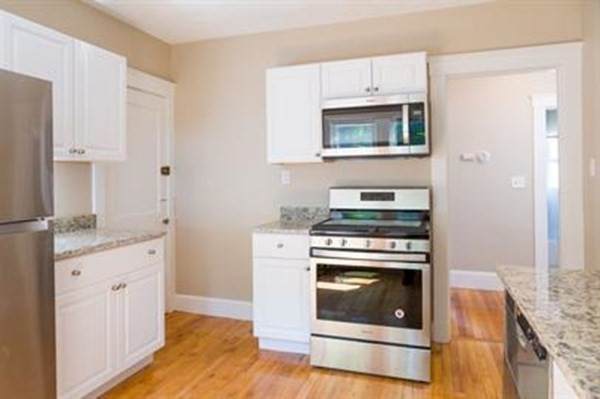 1307 Commonwealth Ave - Photo 1