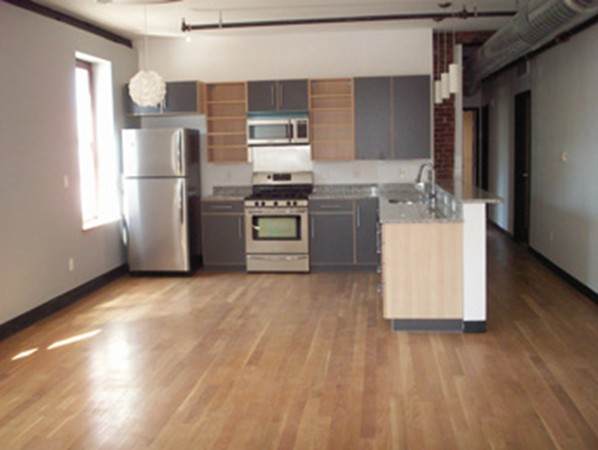 1445 Tremont St - Photo 1