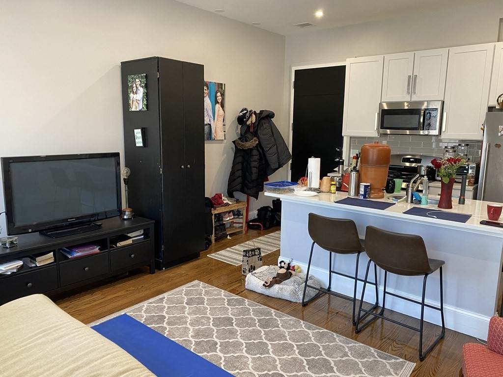 27 Dudley - Photo 1