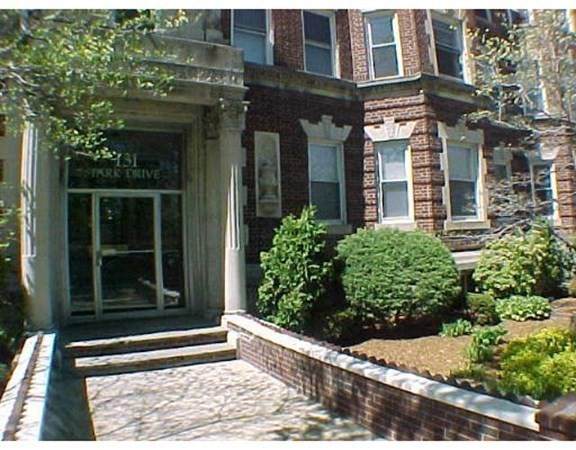 131 Park Dr - Photo 1