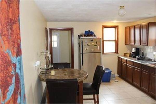 38 Illinois Ave - Photo 1