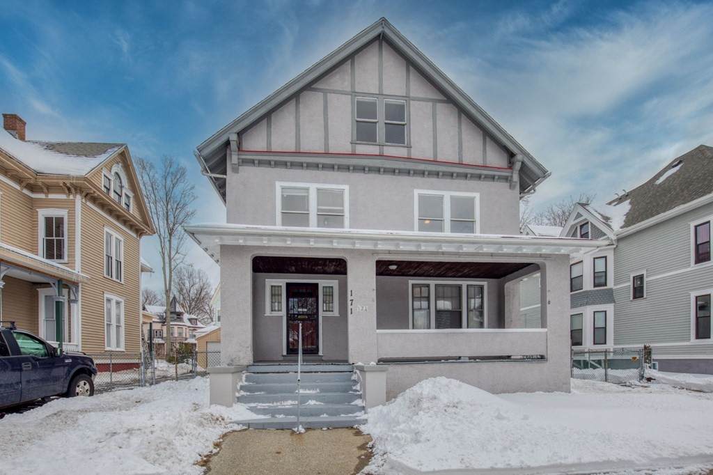 171 Saint James Ave - Photo 1