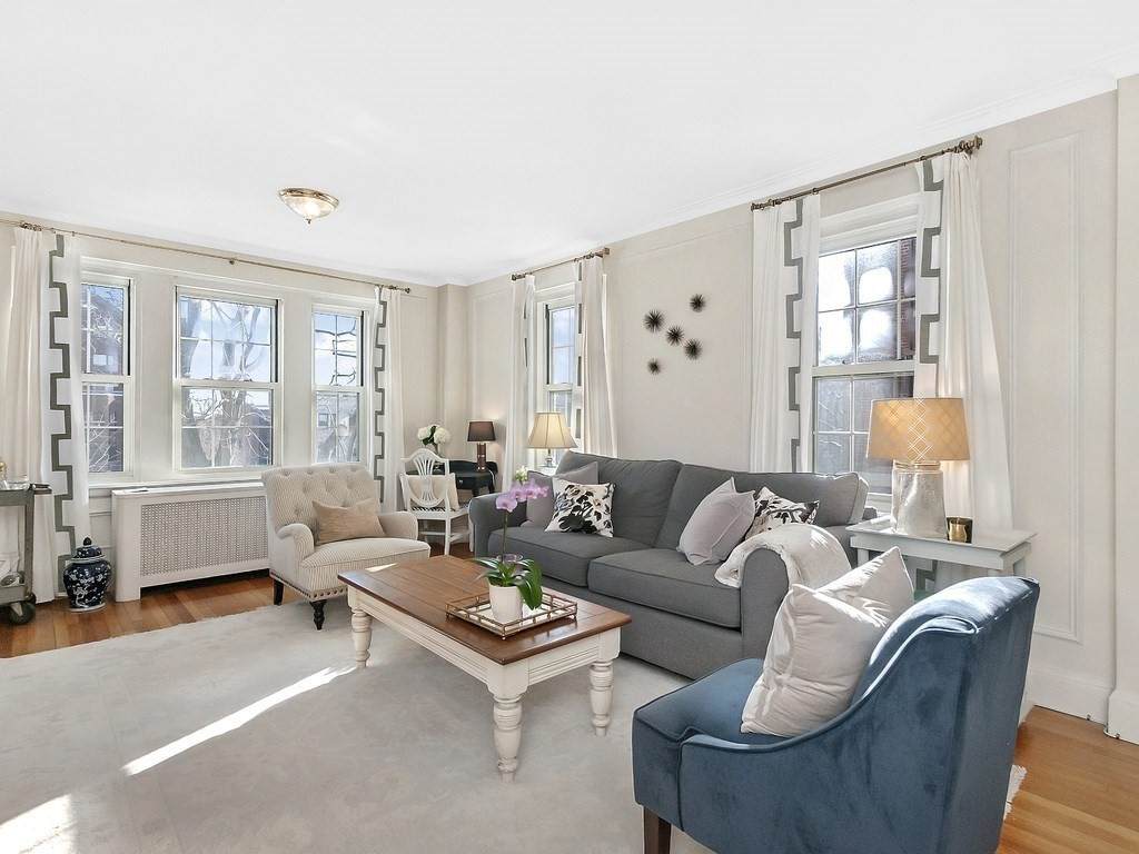 1450 Beacon St - Photo 1