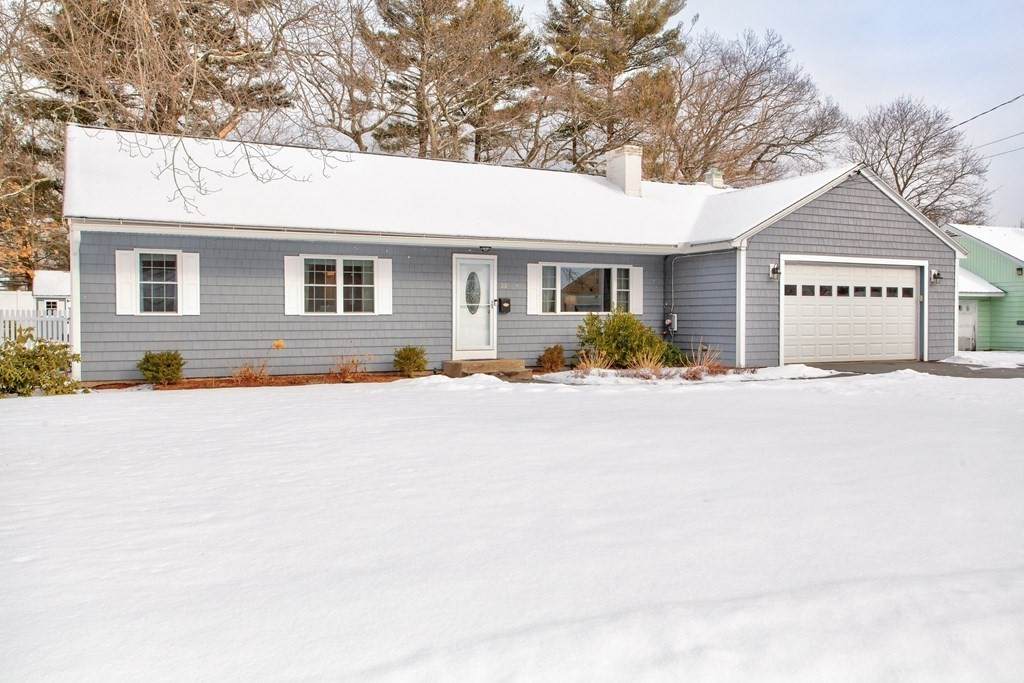23 Woodlawn Ave - Photo 1