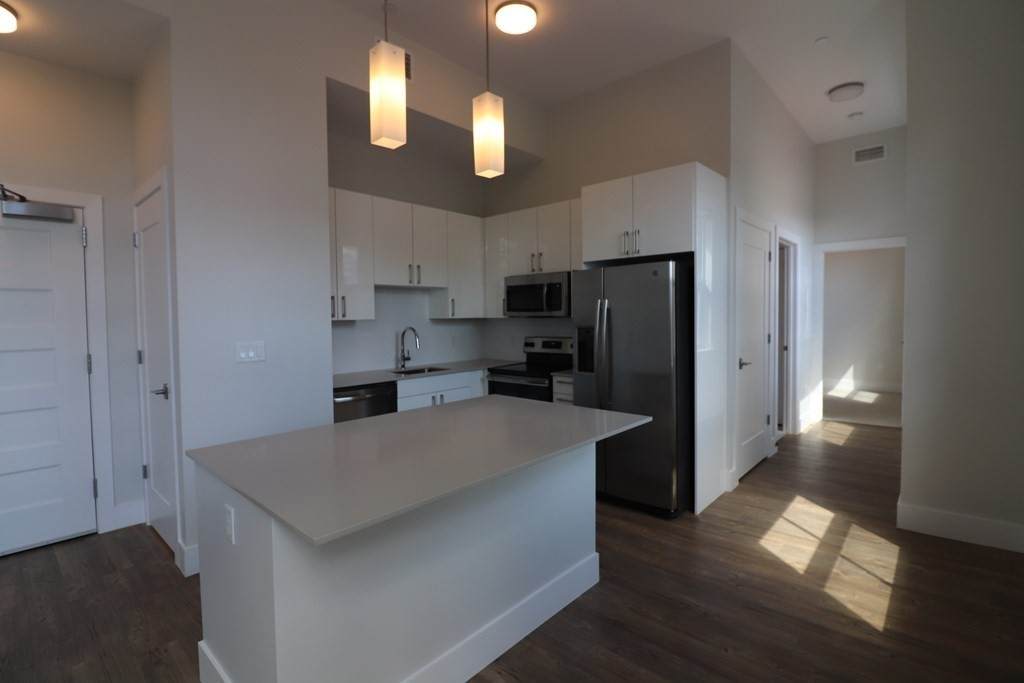 185 Washington St - Photo 1