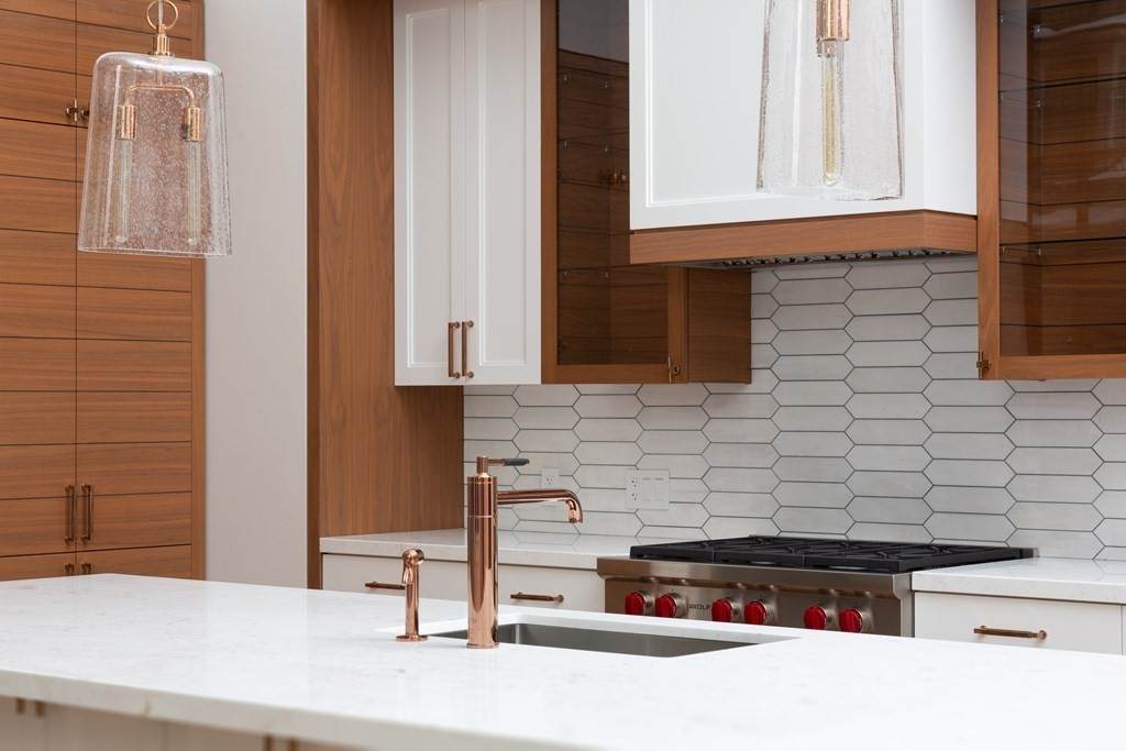 45 Temple Street - Photo 1