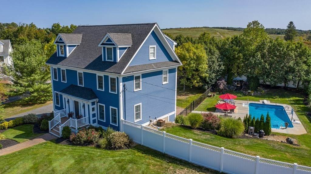 133 East Street - Photo 1