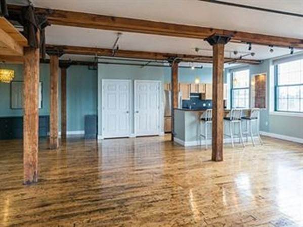881 East First Street - Photo 1