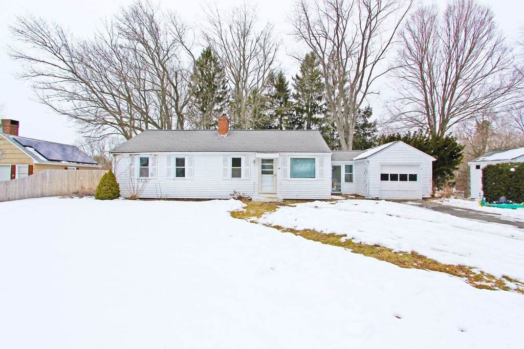 19 Harlow Drive - Photo 1