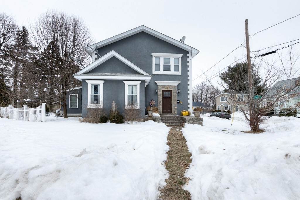 15 Ancona Rd - Photo 1