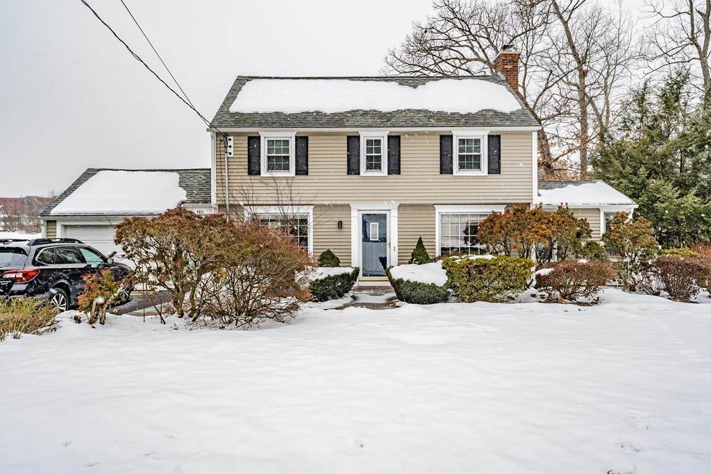 480 Roosevelt Ave - Photo 1