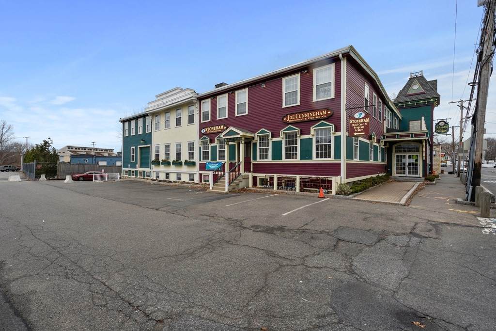39 Pleasant Street - Photo 1
