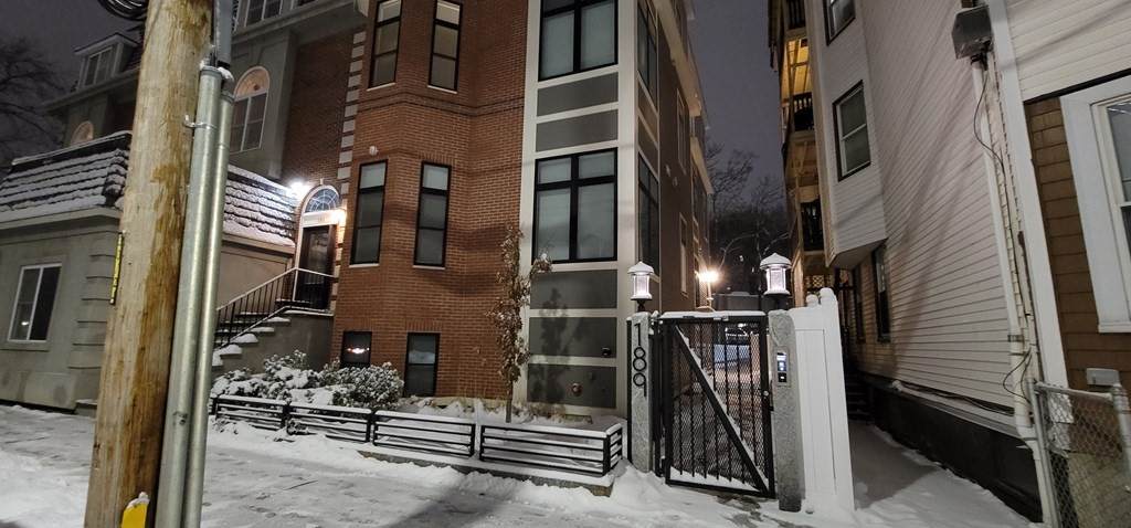189 Washington Ave - Photo 1